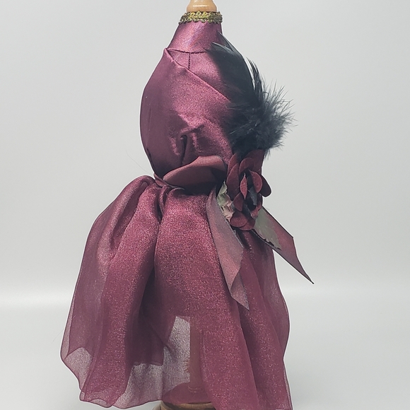 The Bearington Collection Victorian Dress Form (Style# 9733) - Picture 2 of 13